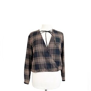 Vacate The Label Plaid Tan Black Top‎ Wrap Sz Small